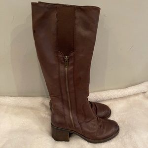 Baretrap Boots Size 7.5